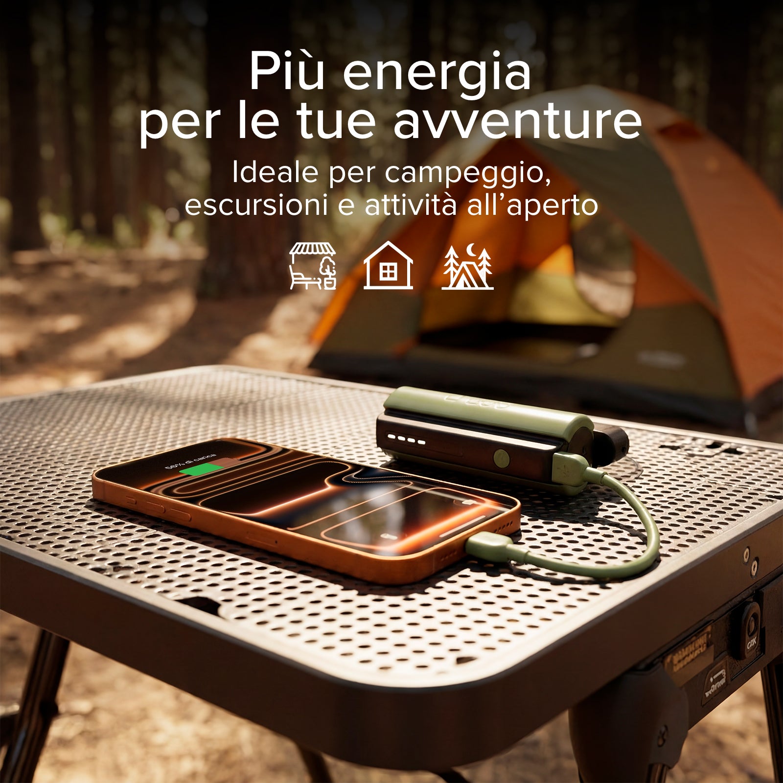 Power Bank compatto 5000mAh con torcia LED, porta USB-C 10W, cavo USB-C incluso, ideale per outdoor e campeggio
