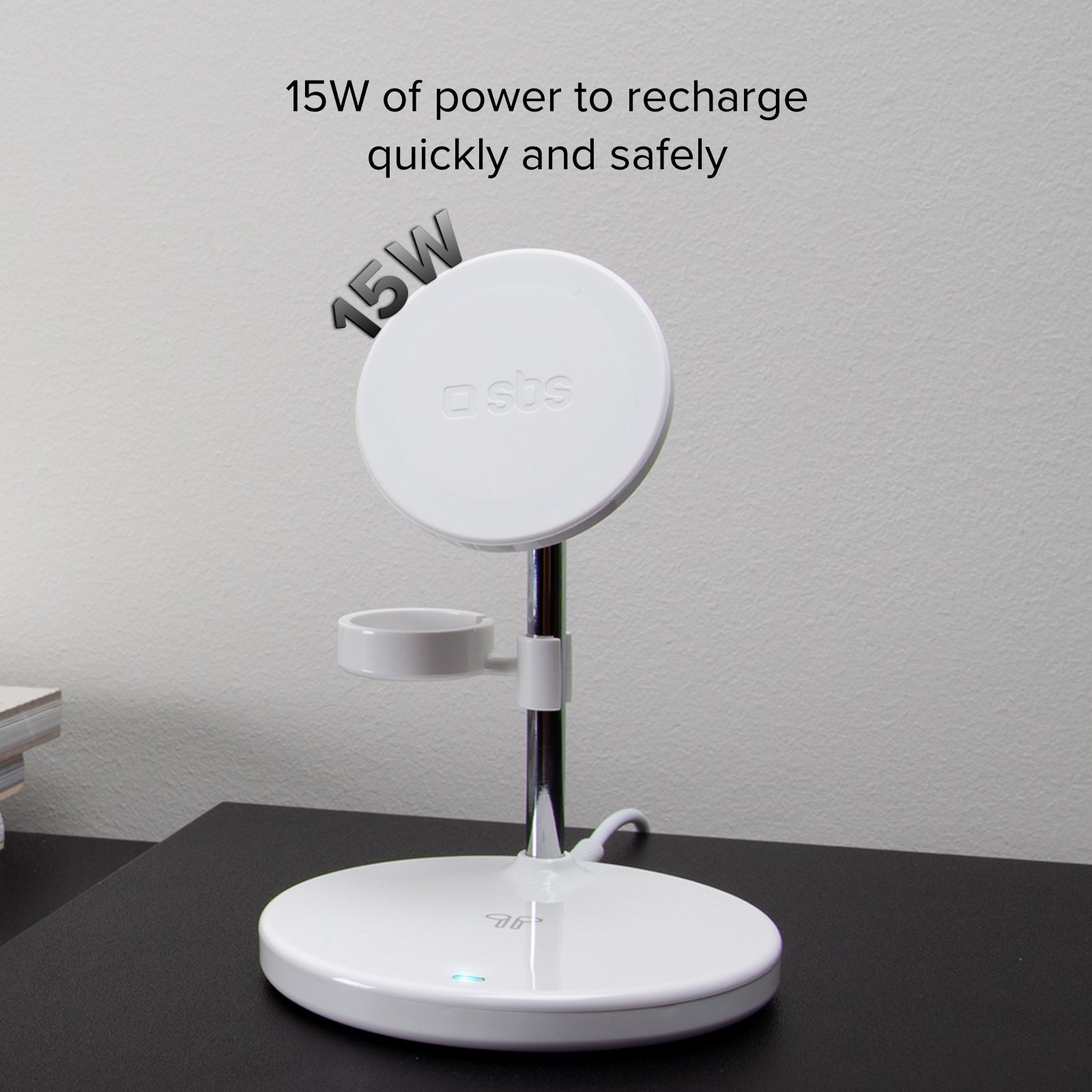 Stazione di ricarica wireless verticale 3 in 1