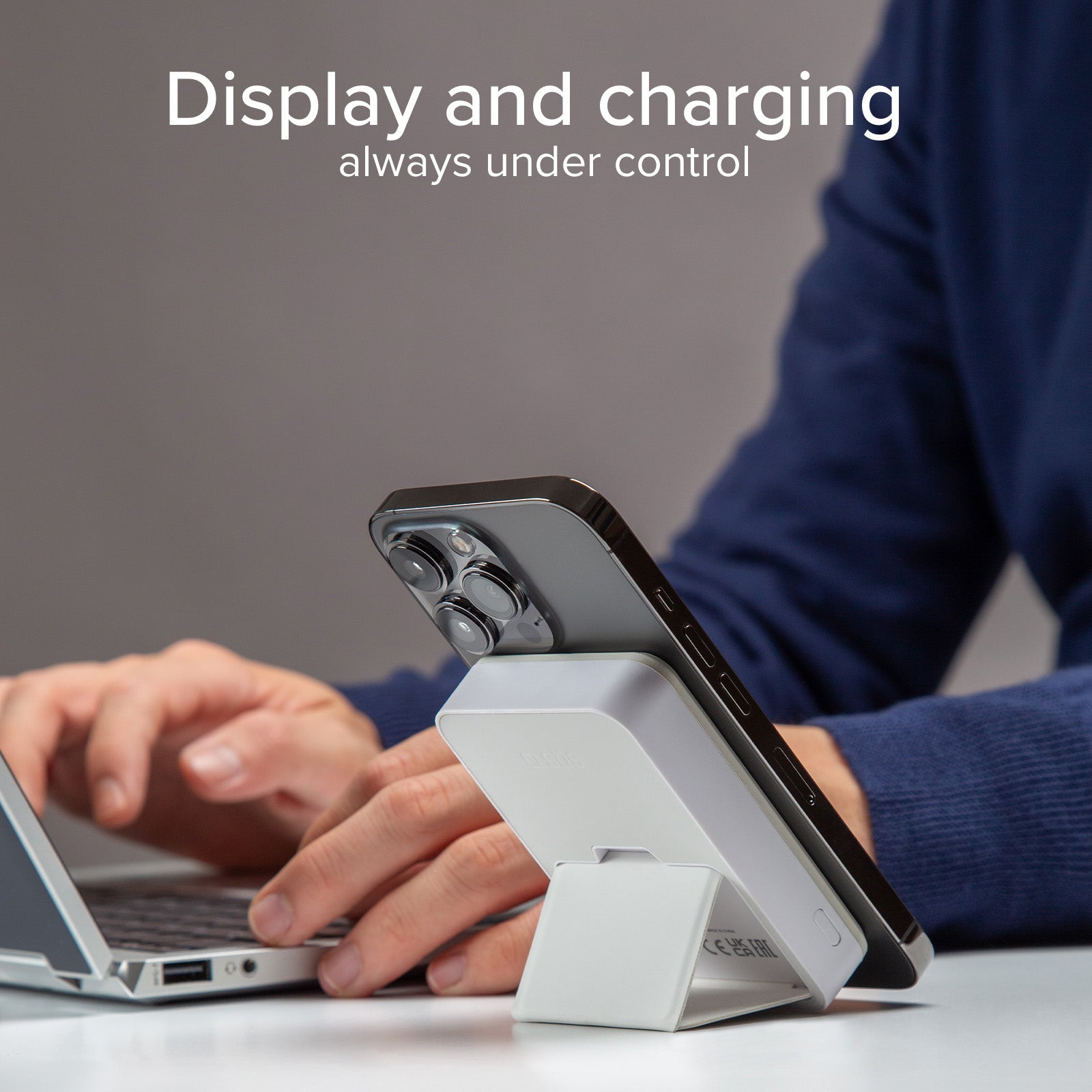 Power bank da 5000 mAh wireless magnetico con funzione stand