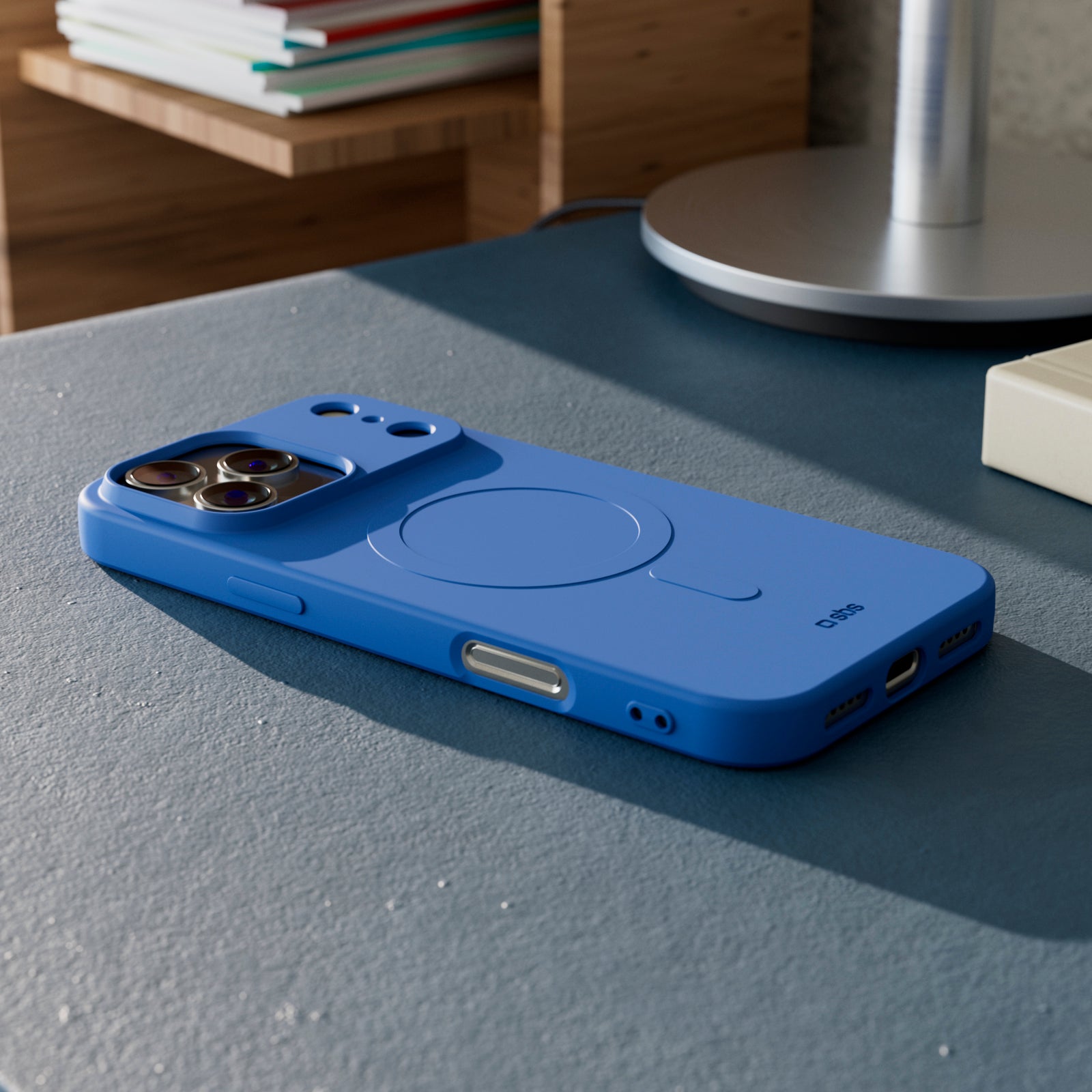 Instinct Mag - cover per iPhone 17 Pro Max morbida e compatibile con MagSafe
