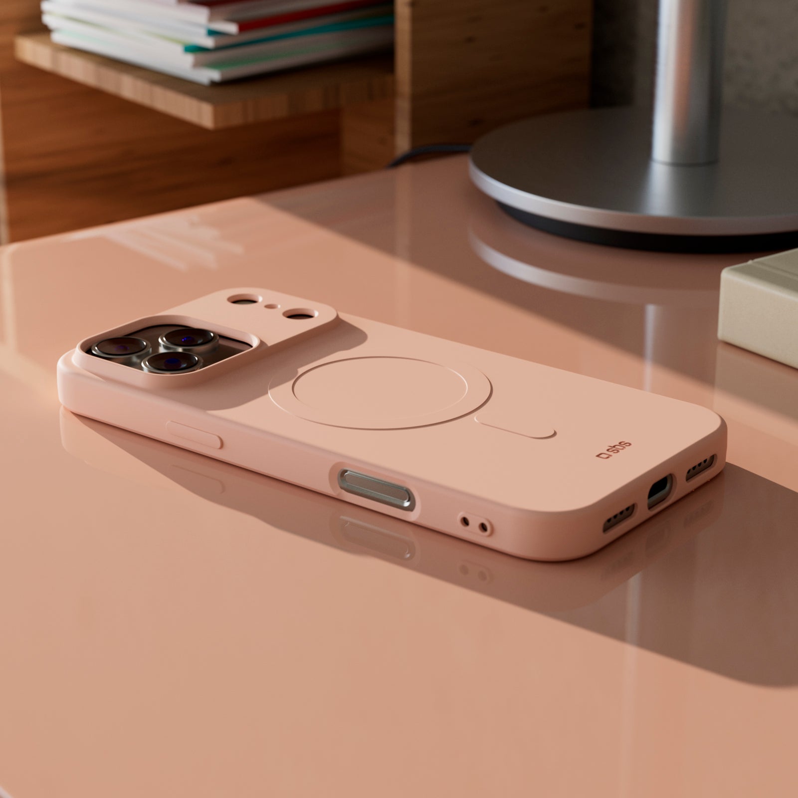 Instinct Mag - cover per iPhone 17 Pro Max morbida e compatibile con MagSafe
