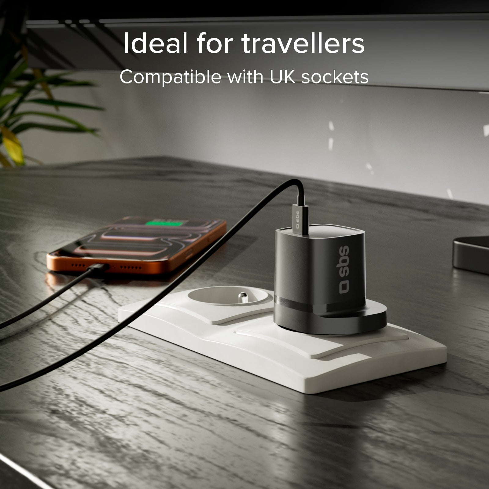 Ladegerät mit USB-C-Anschluss, 30W Leistung und UK-Stecker
