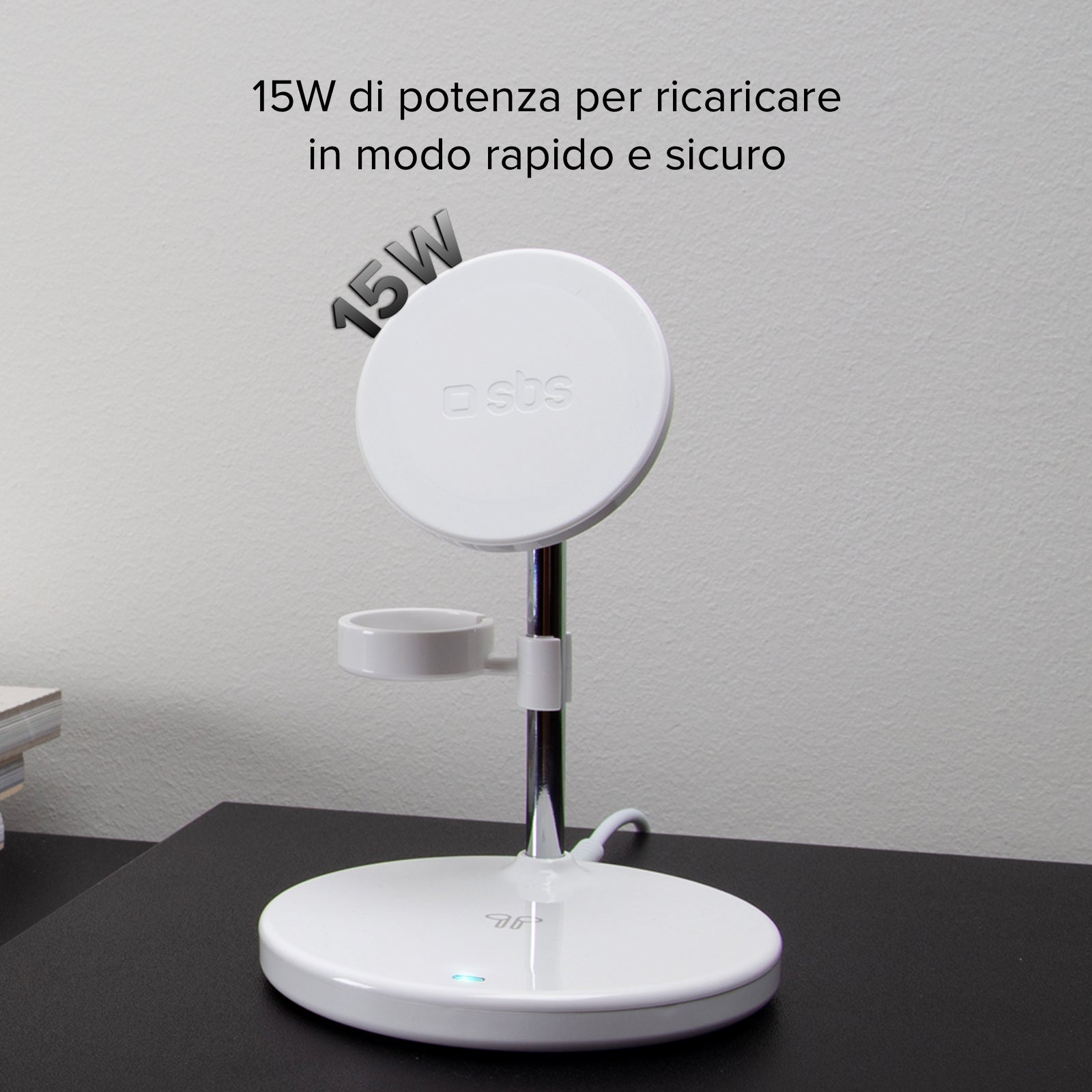 Stazione di ricarica wireless verticale 3 in 1