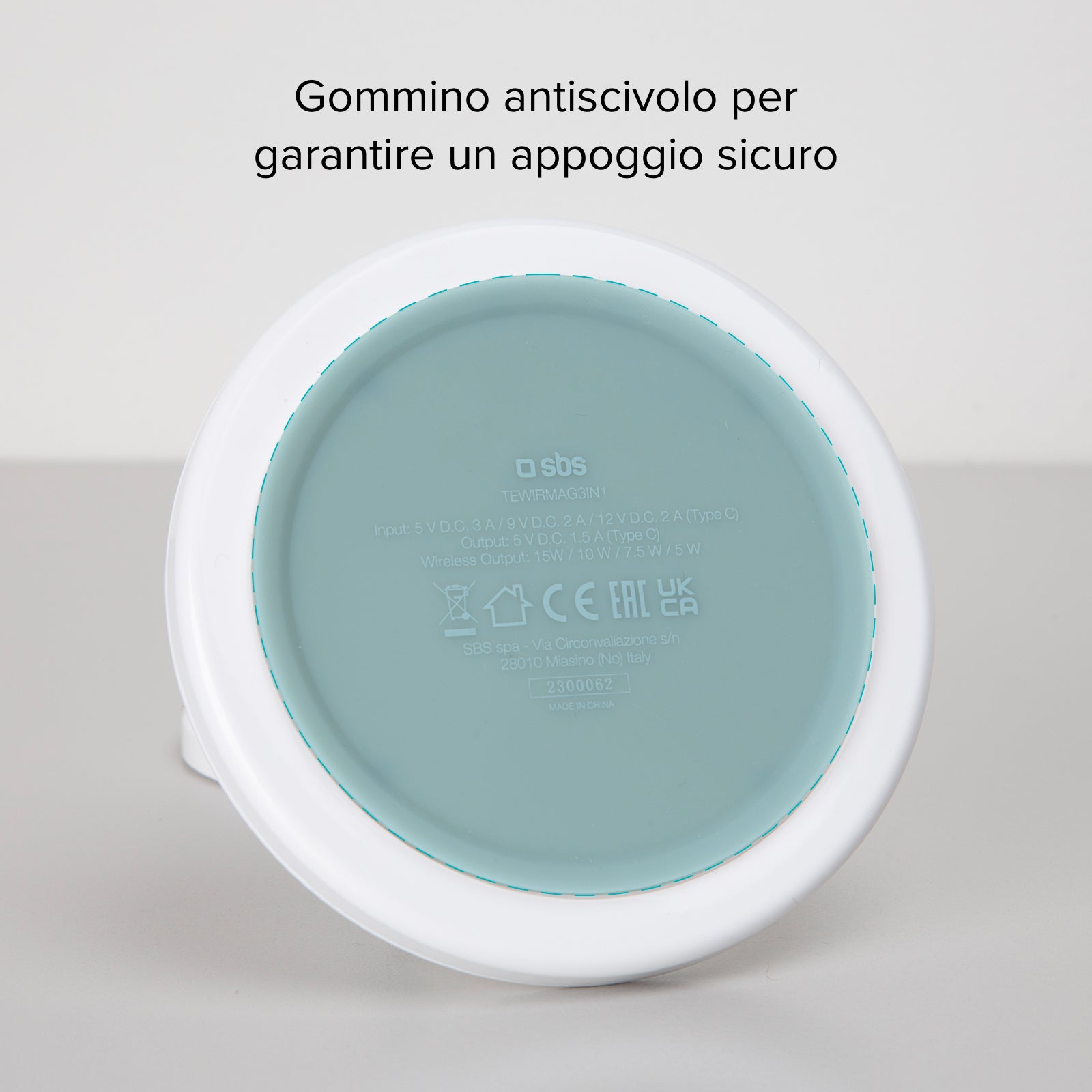 Stazione di ricarica wireless verticale 3 in 1